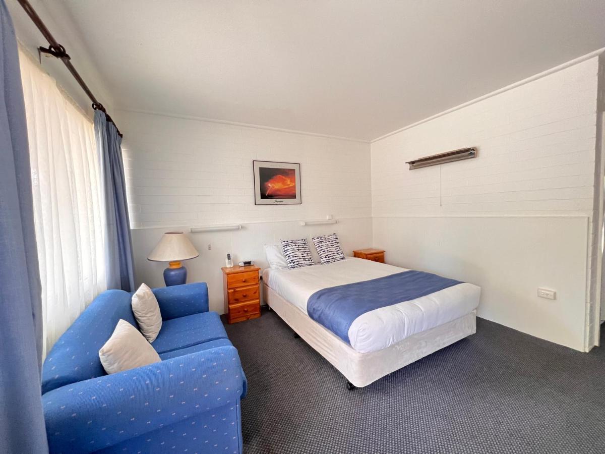 Sturt Motel Balranald Exterior photo