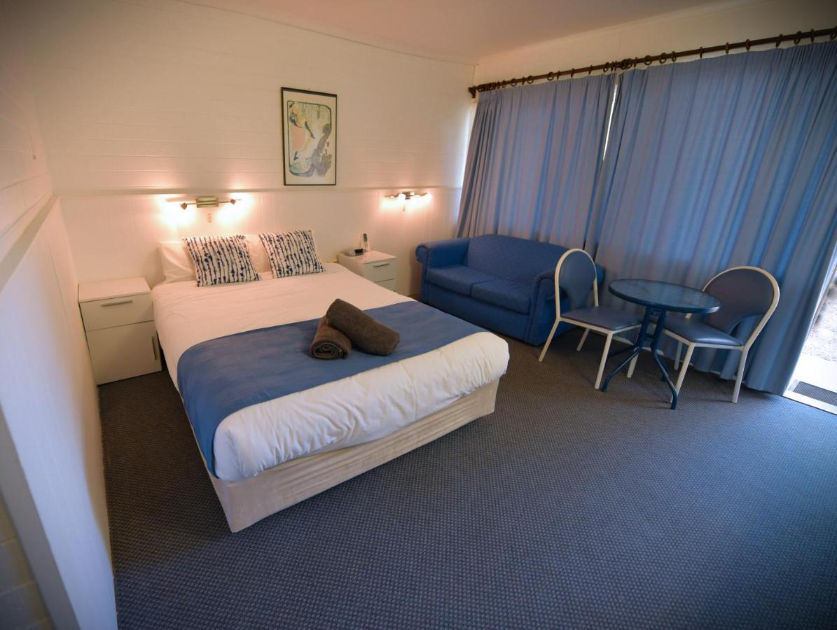 Sturt Motel Balranald Exterior photo